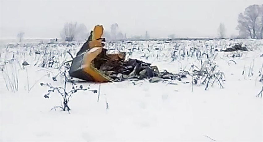 ロシア・モスクワで旅客機墜落　乗客・乗員71人全員死亡