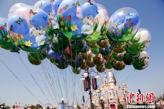 上海ディズニー新プログラム　花々と春を迎える