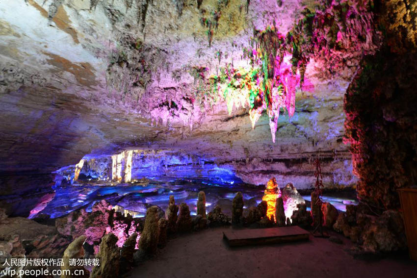調査で「アジア一長い洞窟」認定の貴州省の双河洞、その距離238.48メートル！
