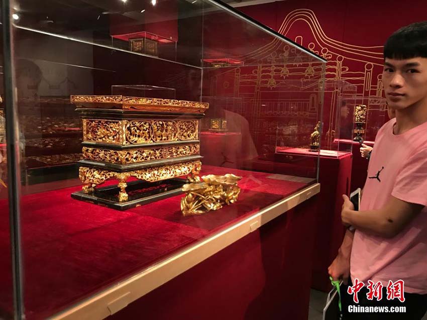 明清代の潮州金漆木彫作品百点以上が広州美術学院美術館に展示