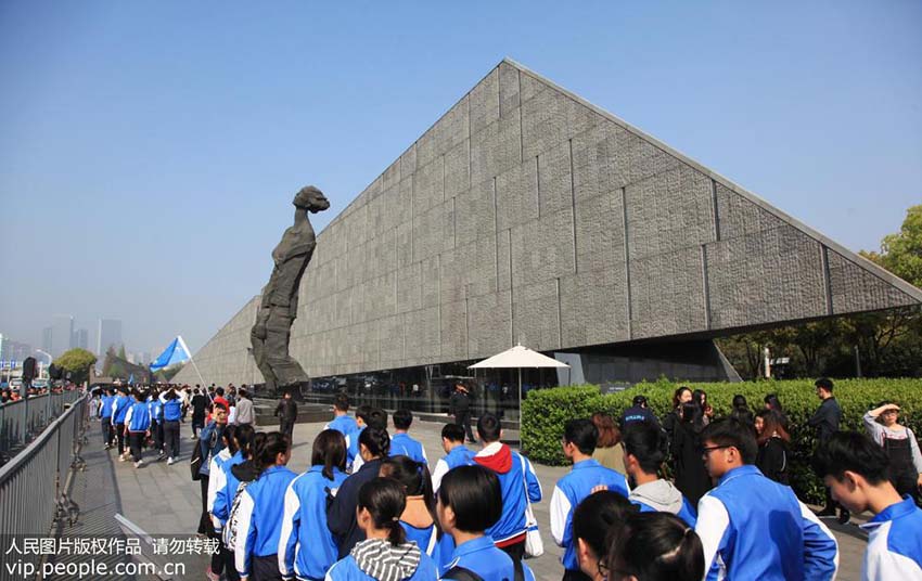 南京の侵華日軍南京大虐殺遇難同胞紀念館で追悼イベント