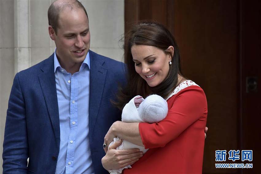 英ウィリアム王子とキャサリン妃に第3子誕生