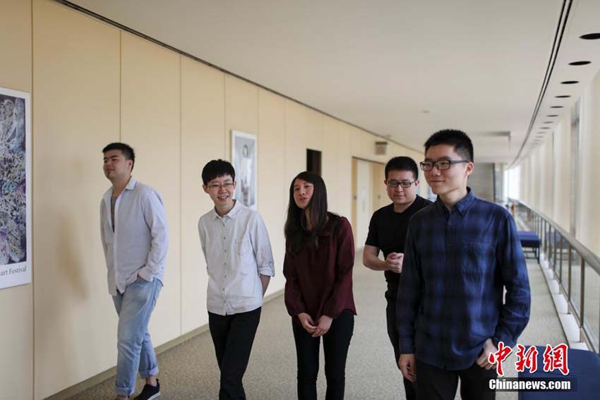 中国の学生たち、ニューヨーク・フィルハーモニックでプロの楽団員を体験