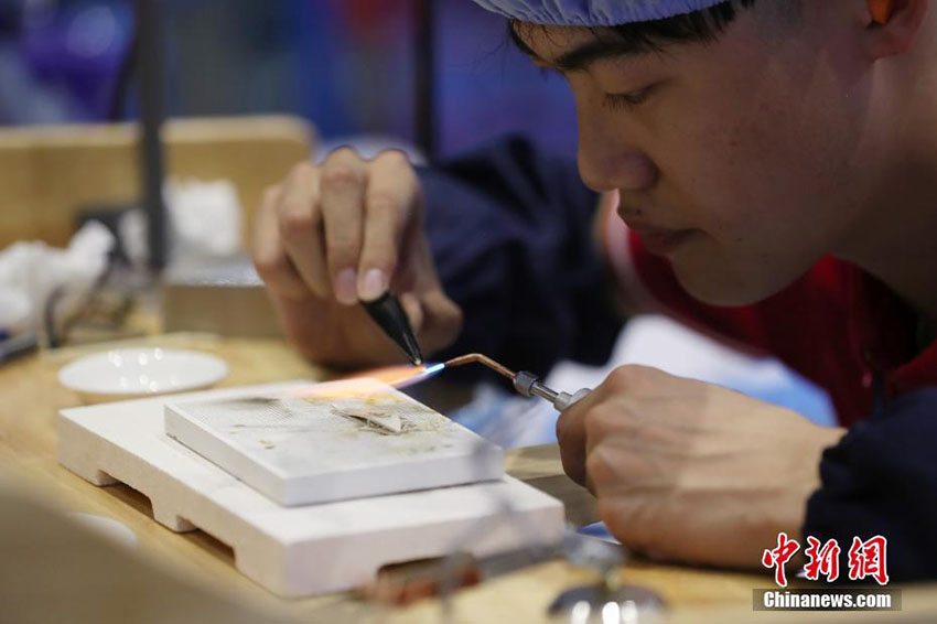 職人たちの熱き戦い繰り広げられる中国技能大会　上海市