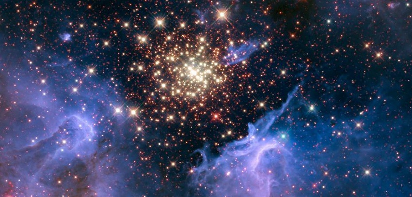 NGC3603星雲の超新星の様子（画像提供・NASA）。