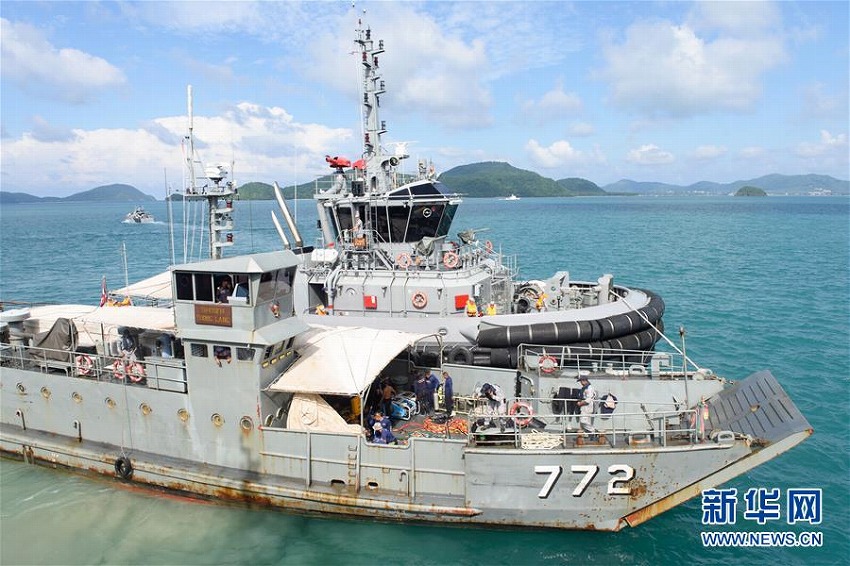 タイのプーケット島遊覧船沈没事故で中国人観光客41人の死亡確認