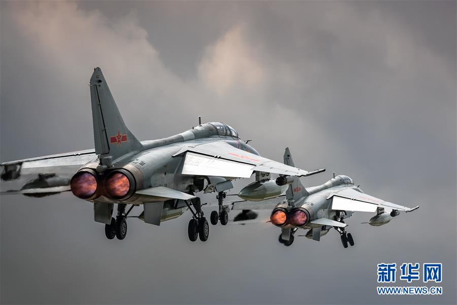 「轟-6K」爆撃機や空挺兵分隊がロシアで軍事競技大会に参加へ