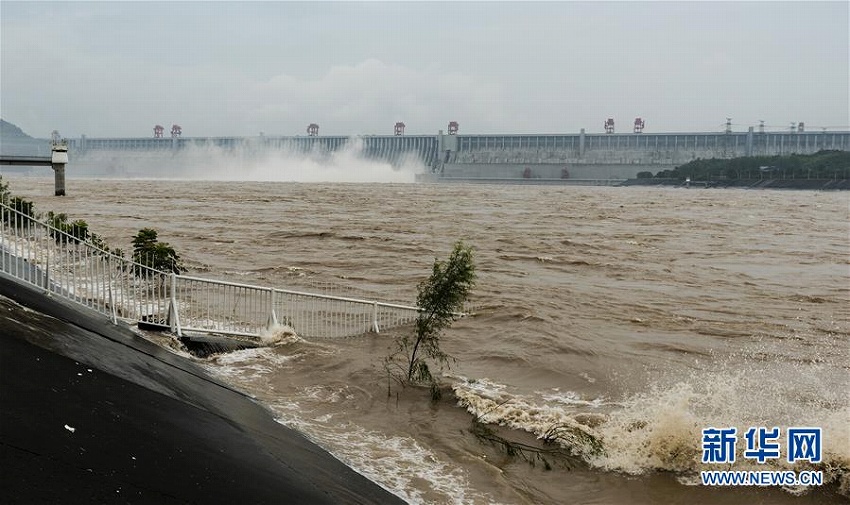 三峡ダムにまもなく今年に入って最大規模の洪水到達