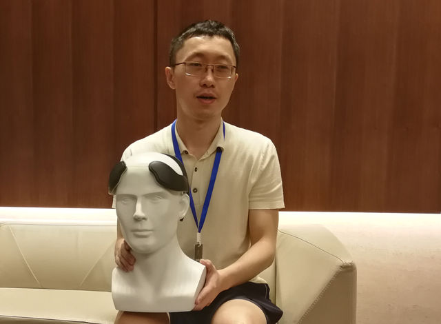 脳機能調節ヘッドセット、中国で開発中