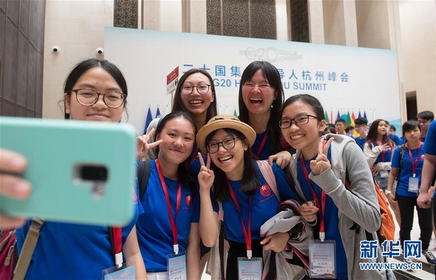 千人の香港地区の青少年が浙江省に赴き、交流イベントに参加
