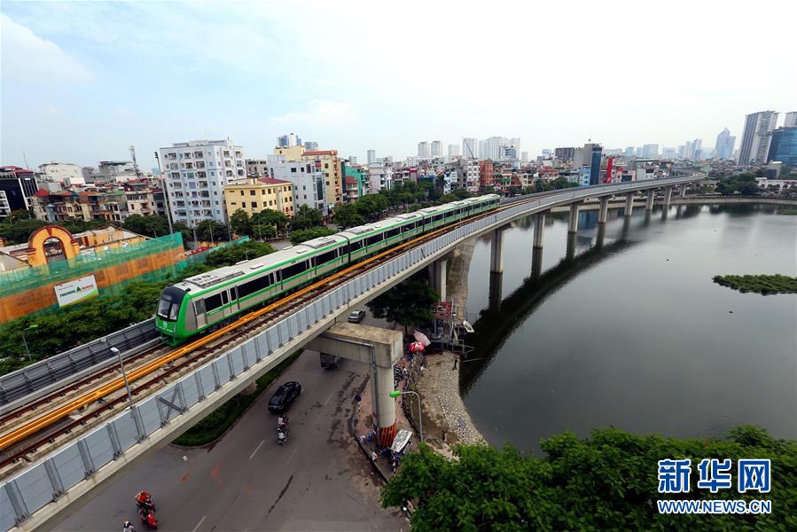 ベトナム初の都市部ライトレール、中国企業が建設中