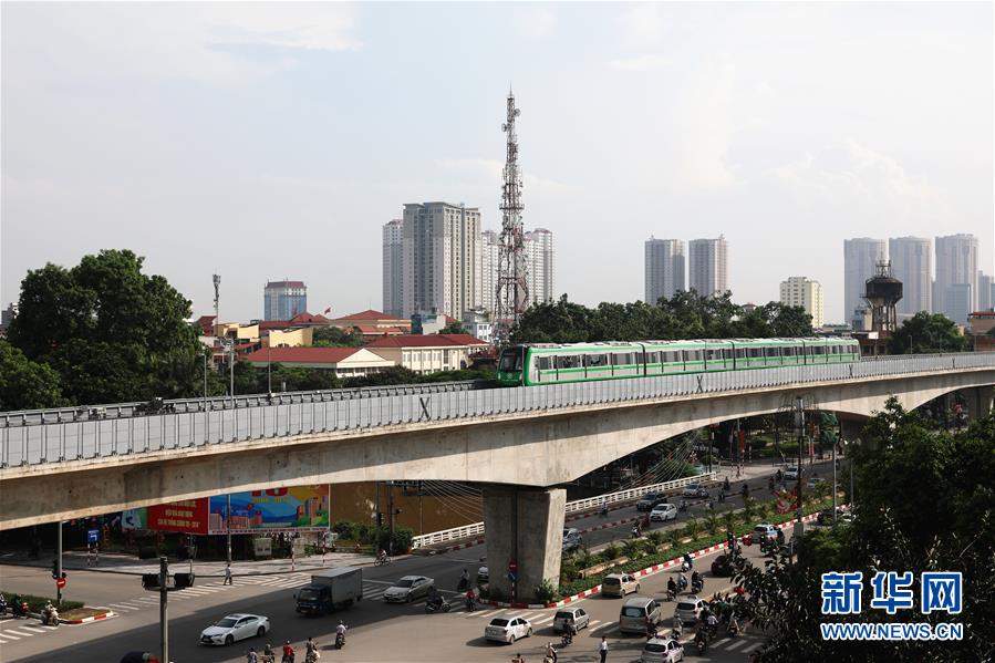 ベトナム初の都市部ライトレール、中国企業が建設中