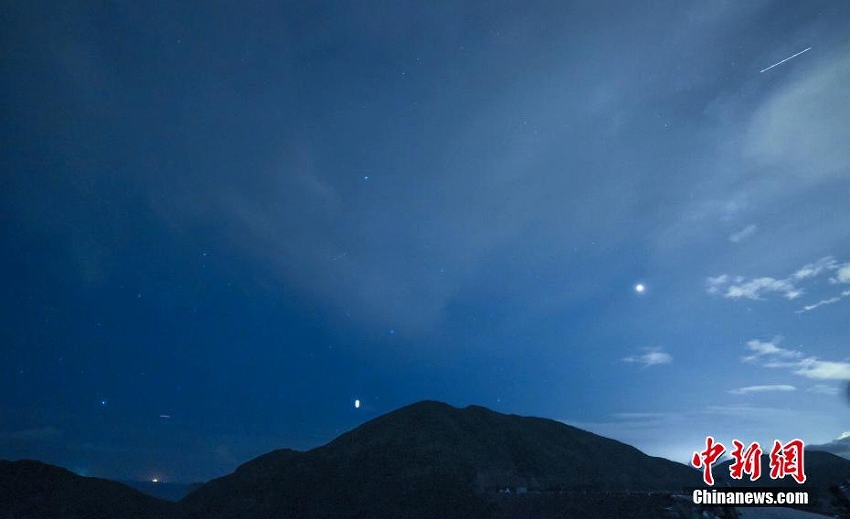  香港地区の夜空を彩るペルセウス座流星群