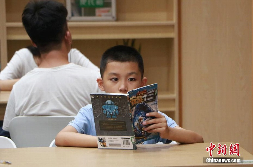 杭州市で一般開放のセルフ図書館　身分証だけで入館可能