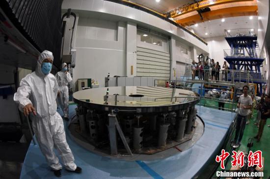 4メートル口径SiC非球面光学反射鏡を中国が開発