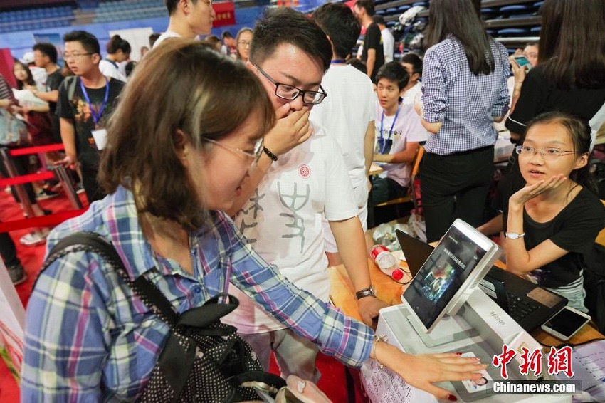 北京大学の入学手続きは顔認証システムを採用