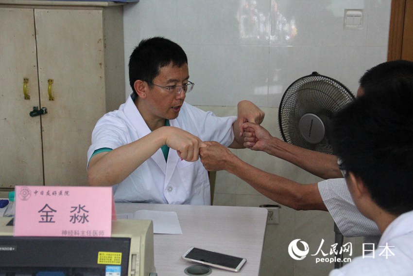 JICA医療分野同窓会の中日友好病院医師による江西省での無料診療活動