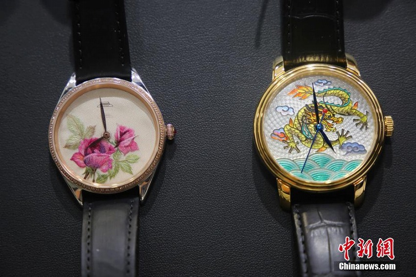 世界最大級の時計専門の展示見本市が香港で開幕