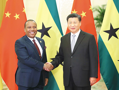 習近平国家主席が中国アフリカ協力フォーラムの各国首脳らと会談