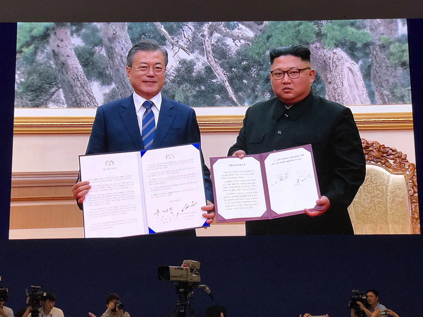 ＜速報＞朝韓が「平壌共同宣言」と軍事協議に署名