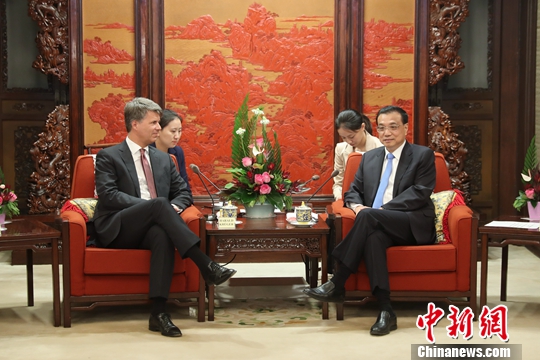 李克強総理「中国は高水準の対外開放を推進」