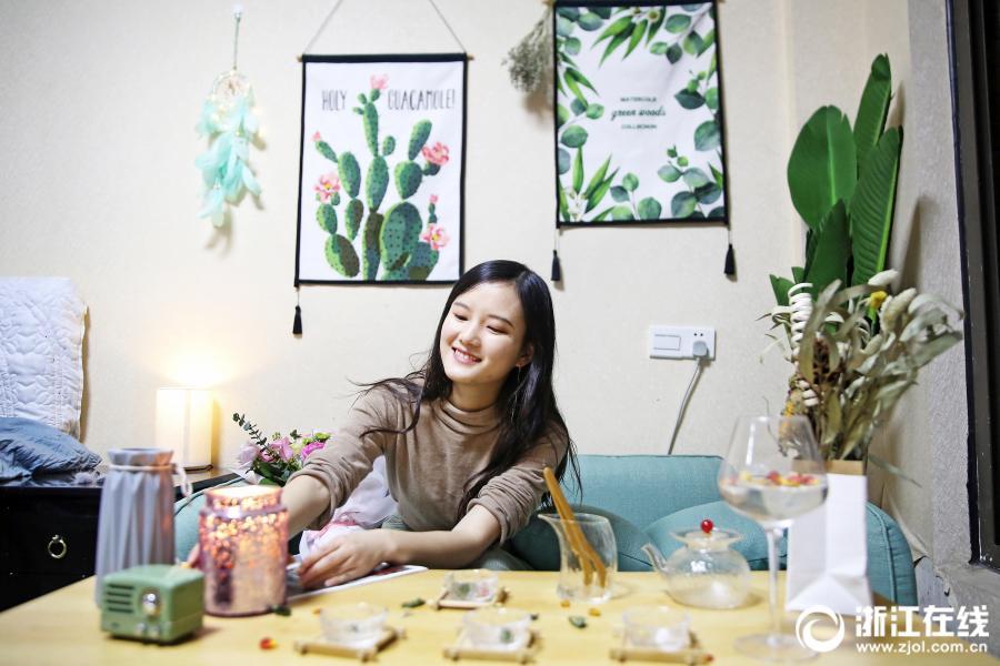 杭州市の95後の女性、約3万円で賃貸アパートを徹底リフォーム