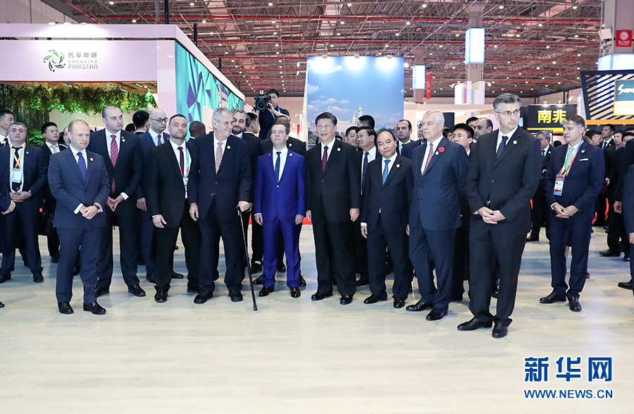 中国国際輸入博覧会、習近平主席が各国首脳と各パビリオンを見学