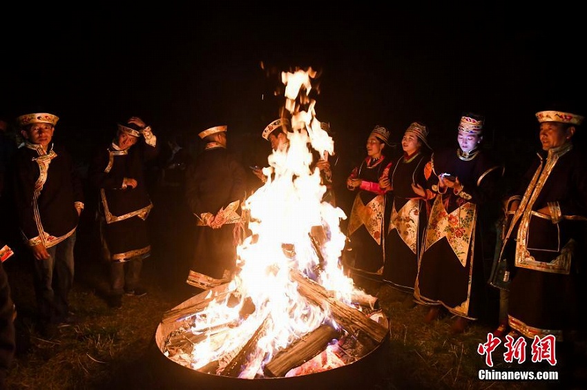 中国で最も早い「新年」を迎えたチベット・ニンティ