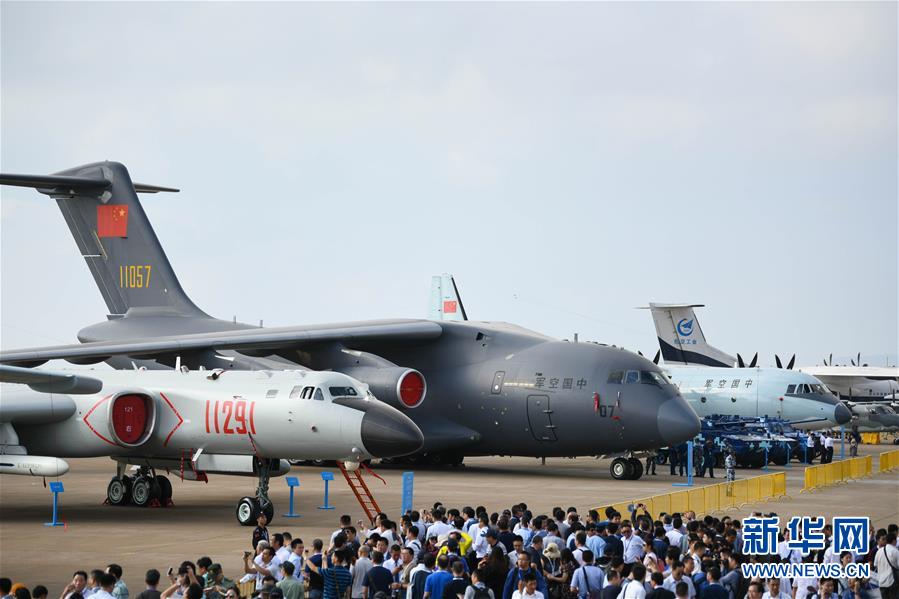 中国空軍の精鋭が中国航展に勢ぞろい