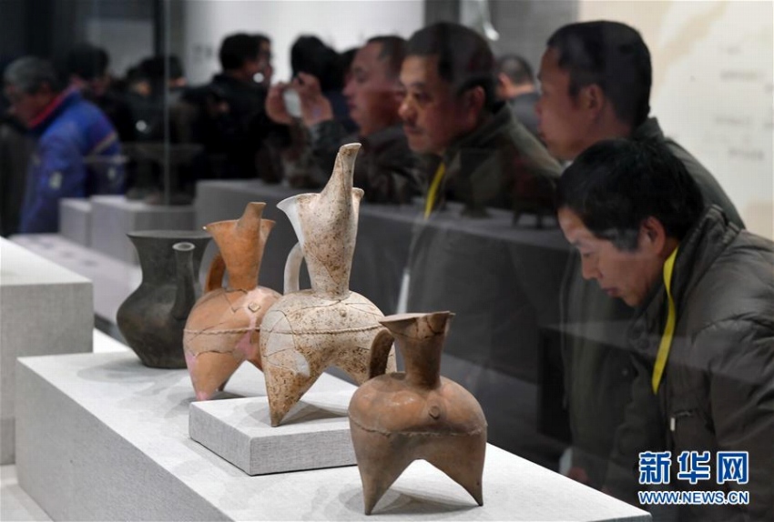 孔子博物館がプレオープン　第1陣となる文化財約2千点が搬入