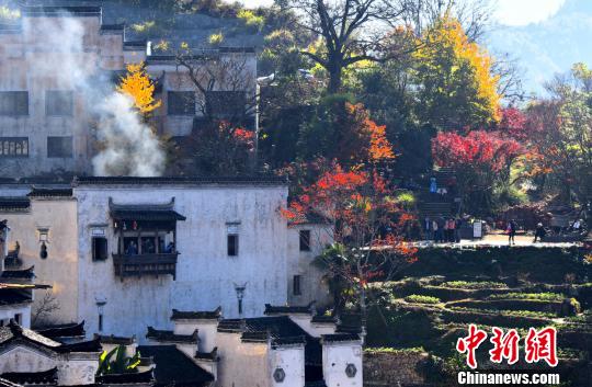 中国で一番美しい村に広がる秋の絶景　江西省