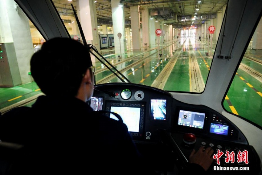 成都市に初の路面電車、年末にも一部路線で試運転スタート　四川省