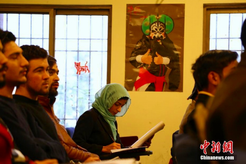 パキスタンで中国語ブーム、イスラマバードの孔子学院を取材