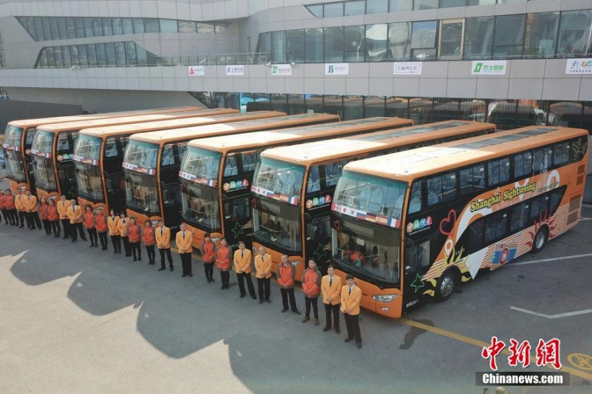 上海初のAI搭載2階建て観光バスが運行スタートに　顔認証で乗車も可