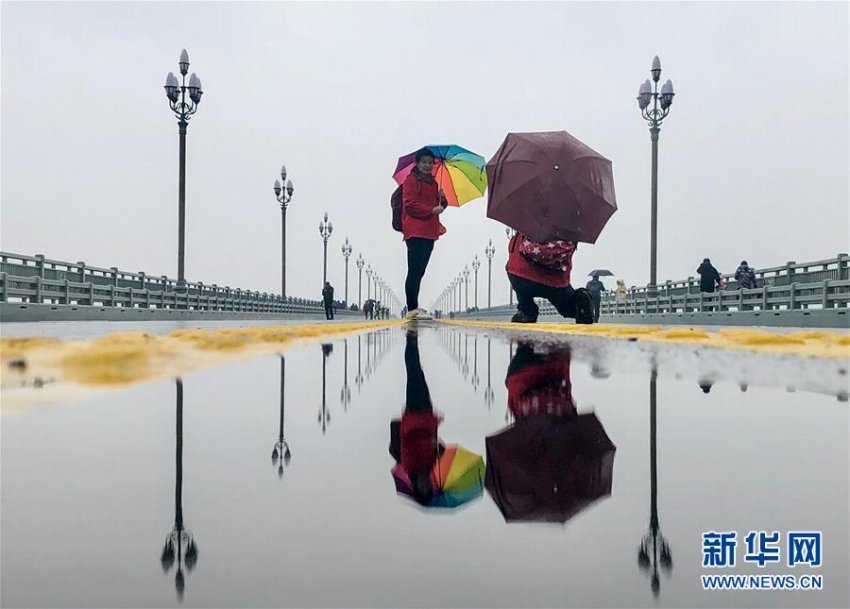 改修工事終えた南京長江大橋が市民に一般開放