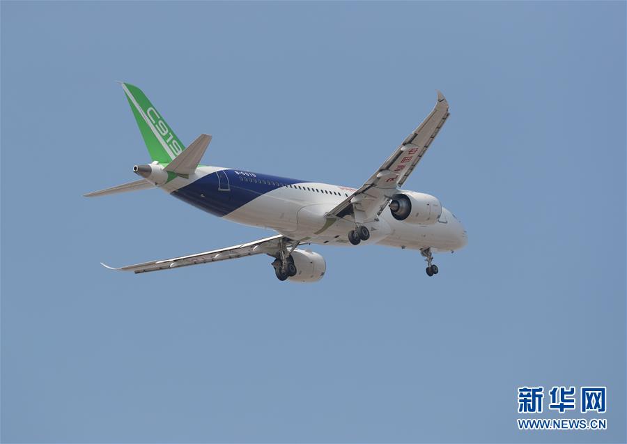 中国産大型旅客機「C919-103」機が初飛行に成功