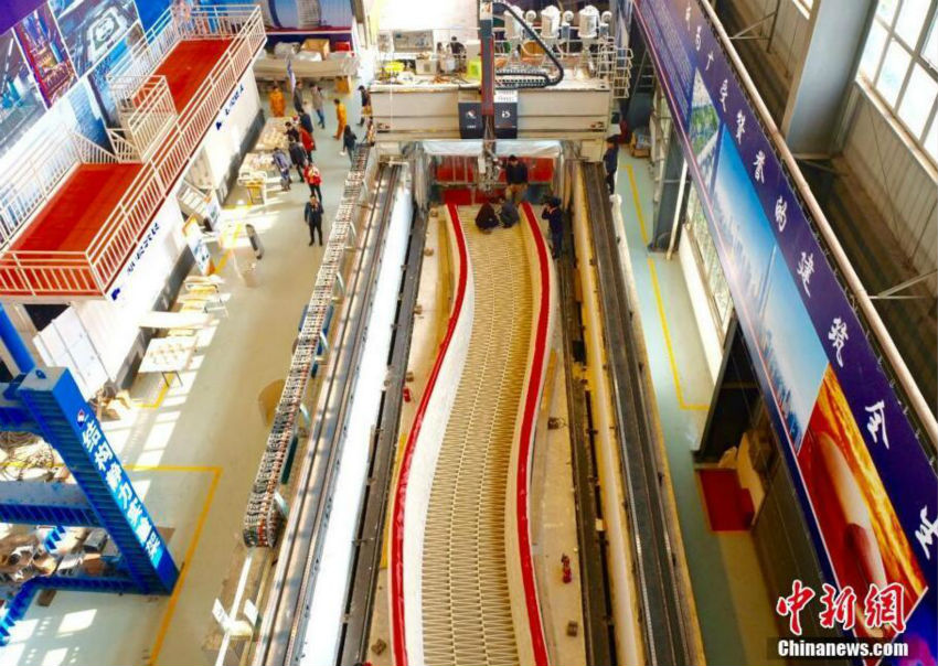 上海に中国初3Dプリンター1回成型の橋　寿命30年