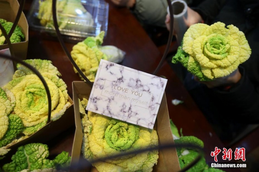 見て美しい、食べて美味しい「バラ白菜」はいかが？　南京農業大学
