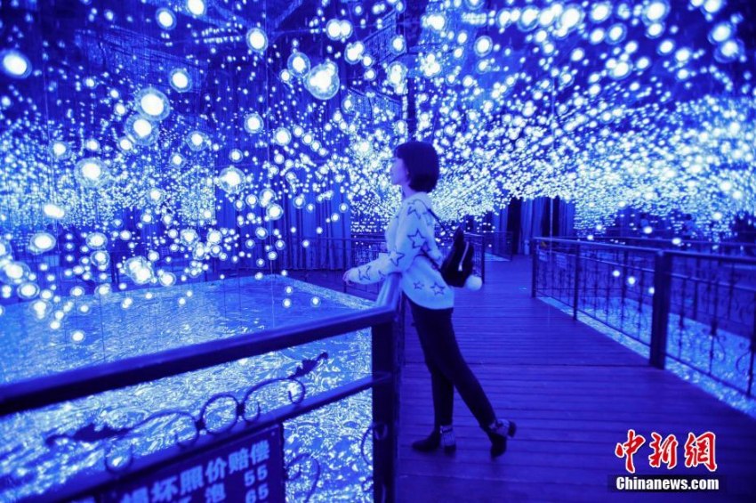 ネットで人気を集めるハルビンの光と影のアート展　黒竜江省