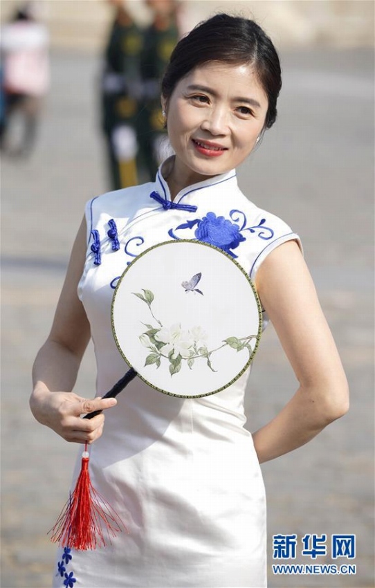 3月8日は国際女性デー　北京の企業の女性職員が故宮を見学