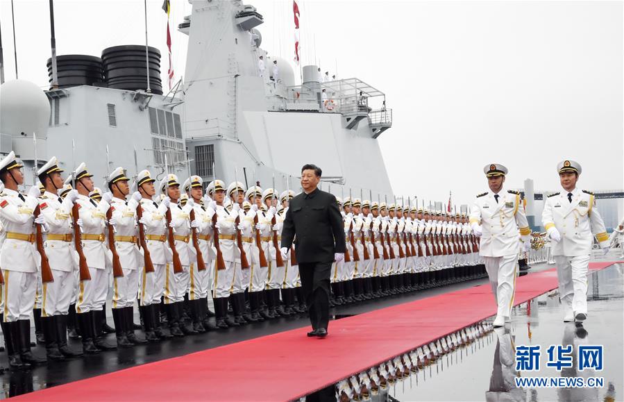 習近平総書記が中国海軍創設70周年祝賀観艦式に出席