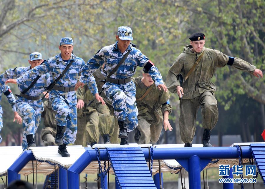 中国・ロシア海上合同演習　陸戦分隊軍事コンテスト開催