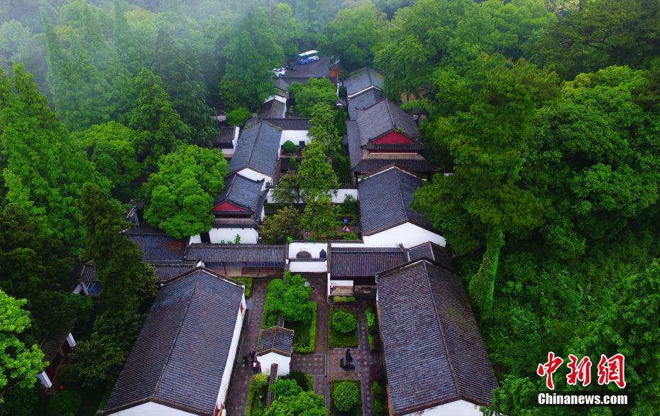 5月15日、上空から撮影した白鹿洞書院の様子 (撮影・劉占昆) 。