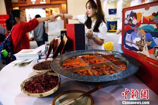 文化クリエイティブグッズ約5千種類紹介する博覧会が一般公開　上海