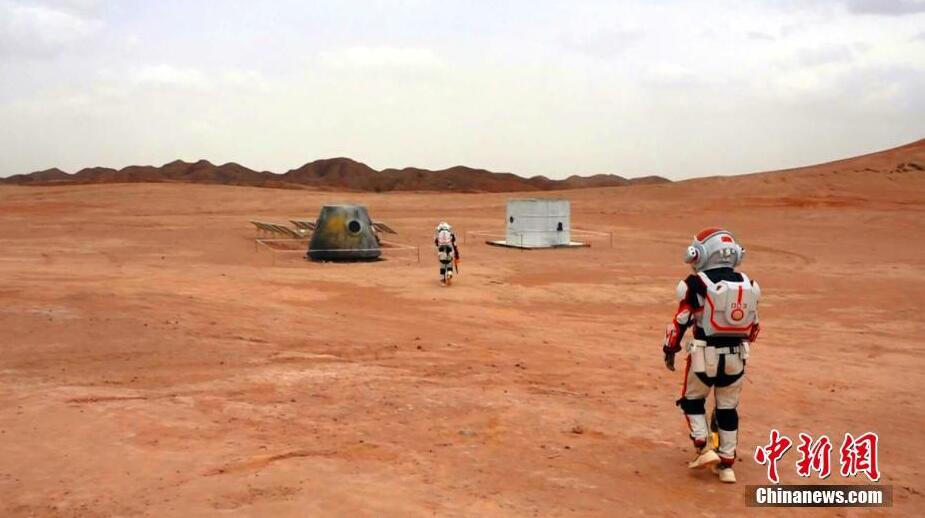 遠くて近い火星　甘粛省の「火星1号基地」を訪ねて