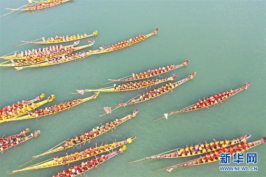 湖南省道県で端午節を祝うドラゴンボートレース開催