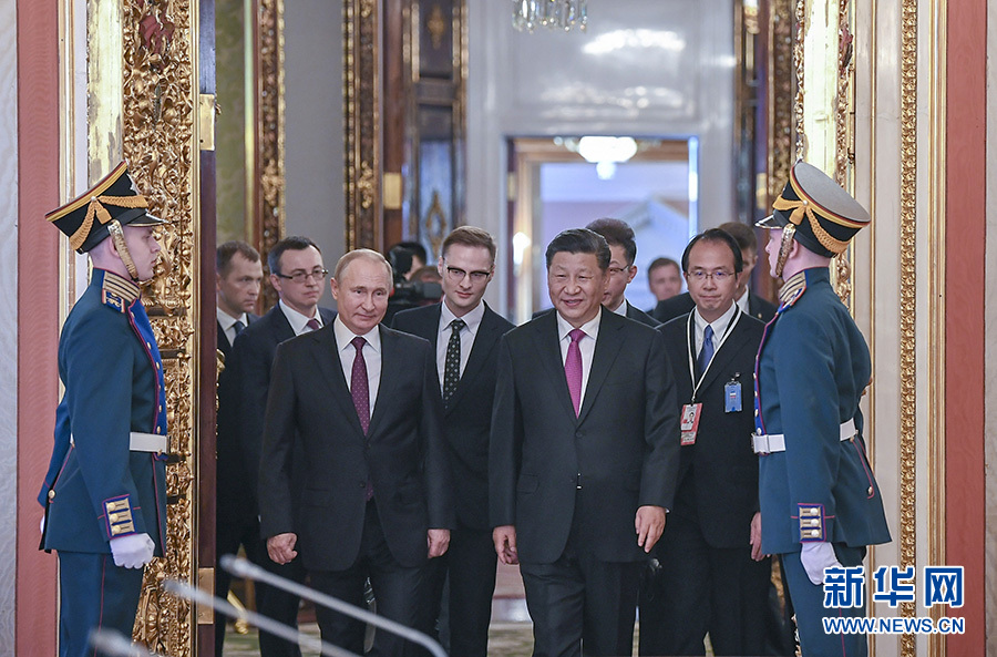 中露首脳会談　新時代の包括的・戦略的協力パートナーシップを発展