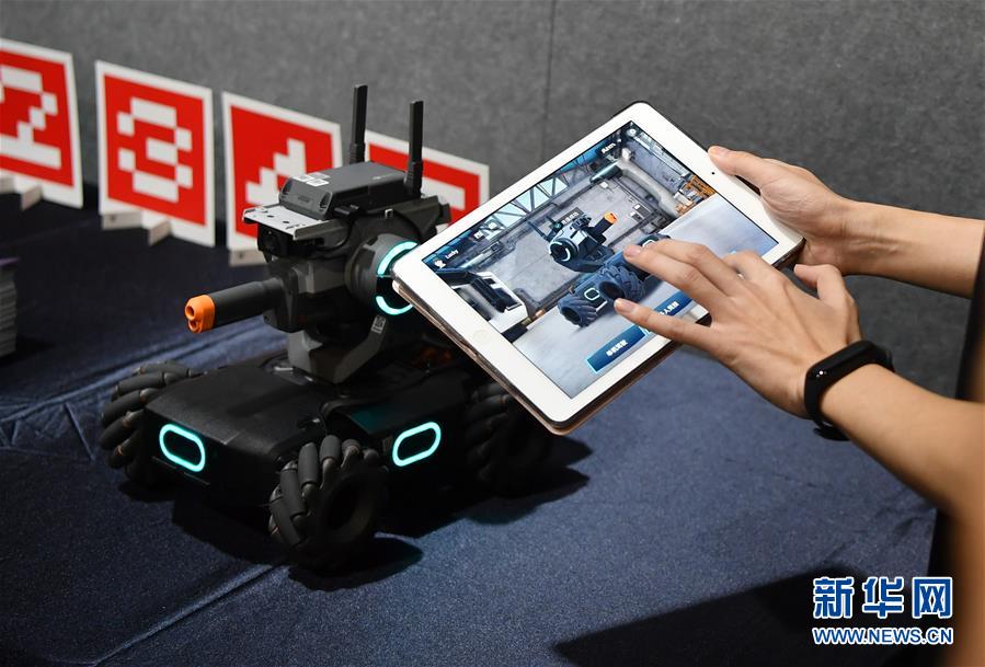 DJIが教育用ロボット「RoboMaster S1」を発表　北京