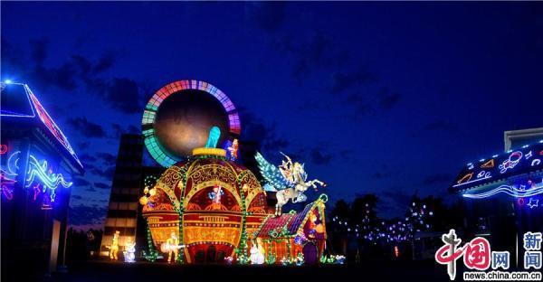 35万平方メートルにわたり広がる幻想的な光景　中国長春納涼灯会