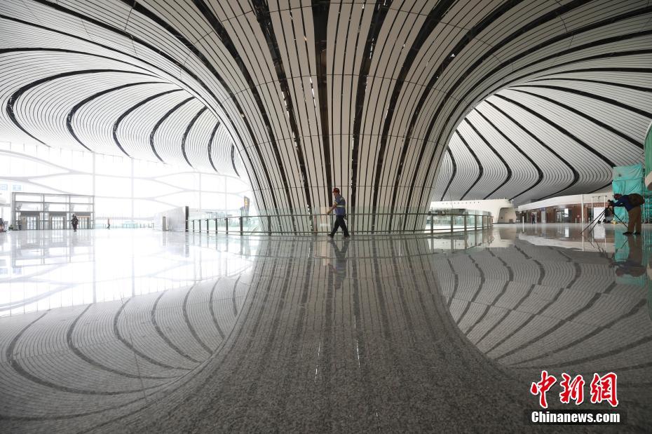 北京大興国際空港ターミナル工事が竣工し、検収完了